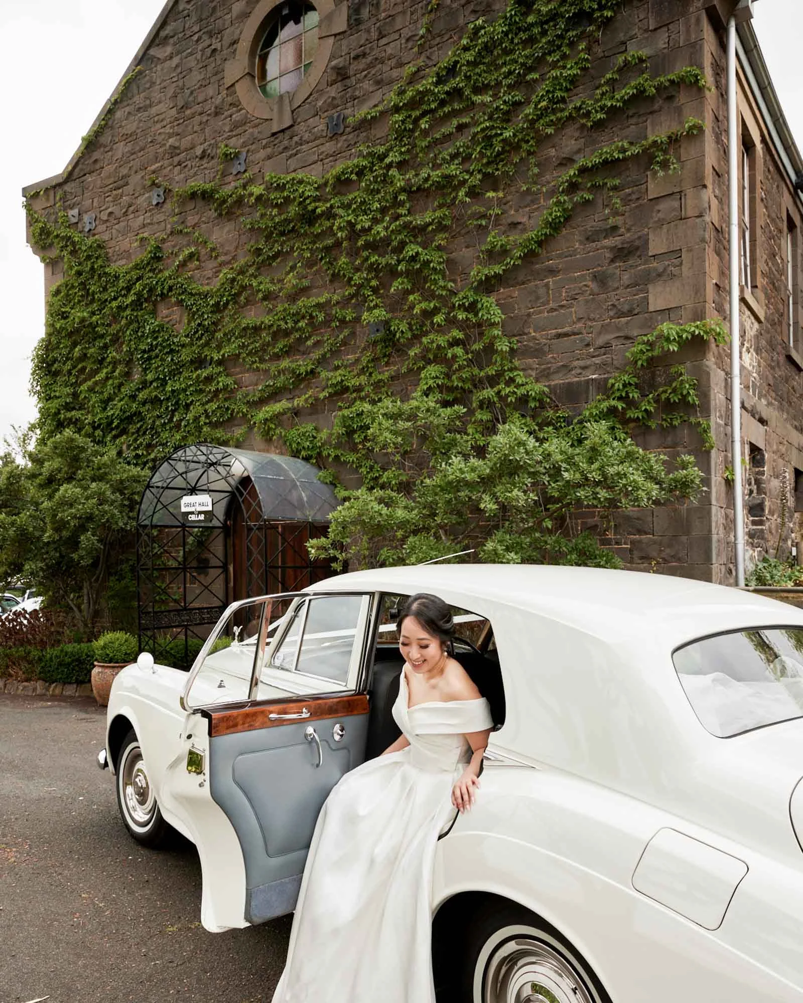 Goona Warra Estate - Weddings and Engagements, Winery, Wedding Venue in Sunbury